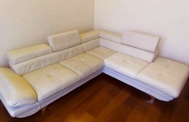 Curatat tapiterie piele